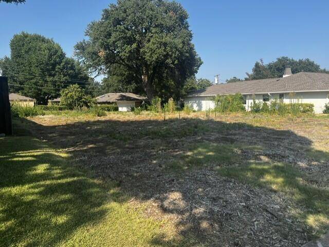 6115 Town Hill Lane, Dallas, TX 75214