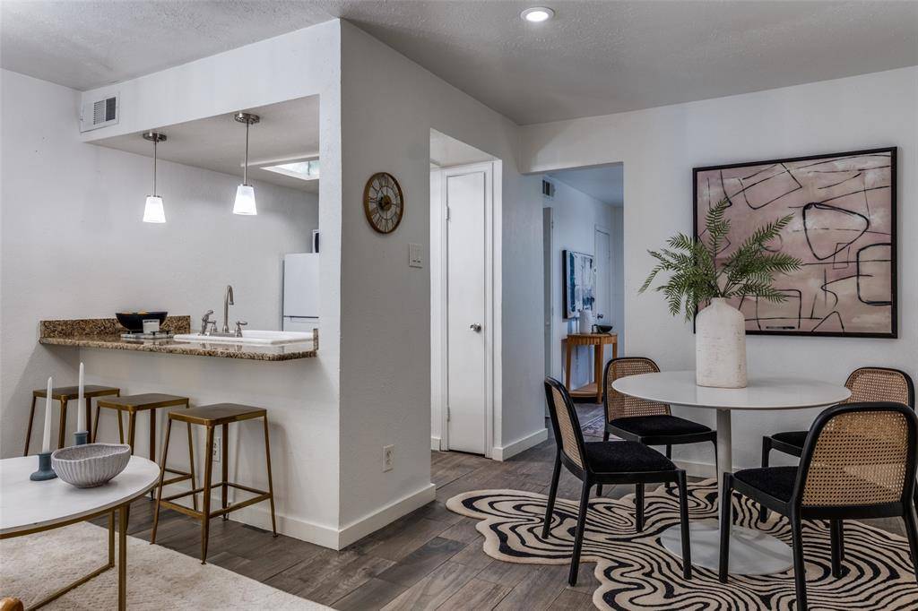 4525 Gilbert #204, Dallas, TX 75219