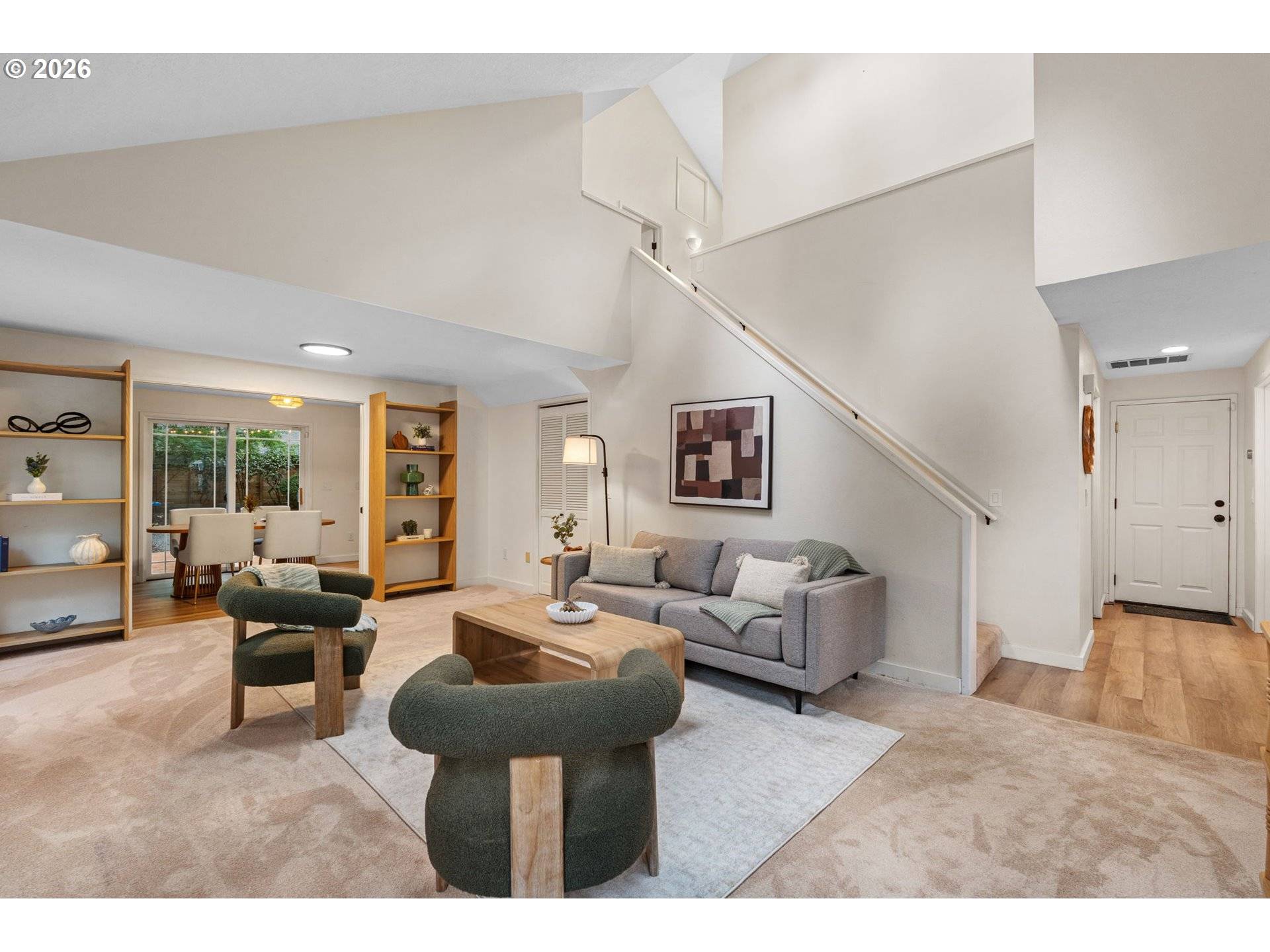 4264 HARVEY WAY, Lake Oswego, OR 97035