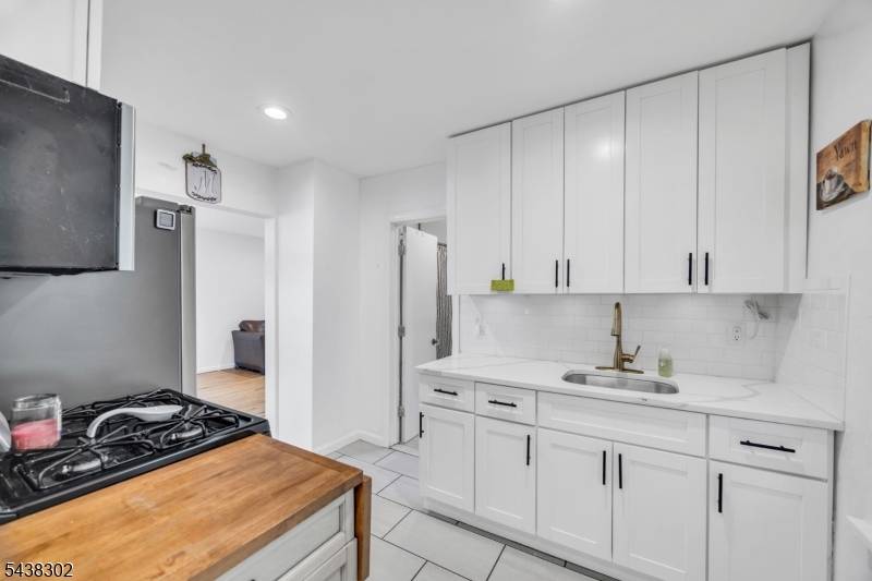 182 Baltimore Ave, Cranford Twp., NJ 07016