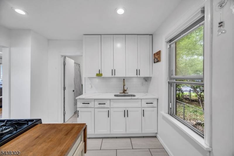 182 Baltimore Ave, Cranford Twp., NJ 07016