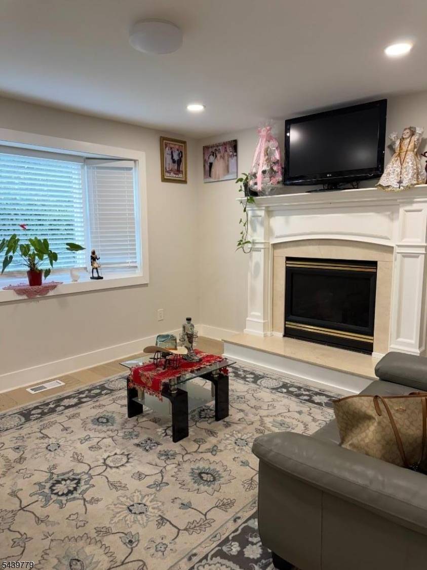 13 1St Street, Mahwah Twp., NJ 07430