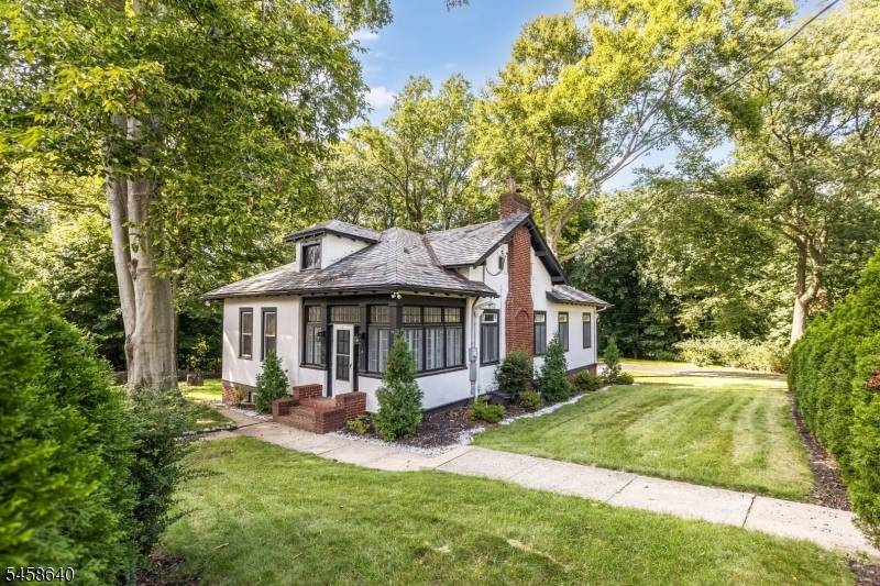 37 Forest Drive, Bloomfield Twp., NJ 07003