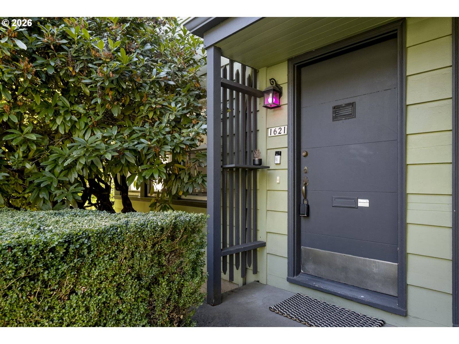 1621 SE WASHINGTON ST, Portland, OR 97214