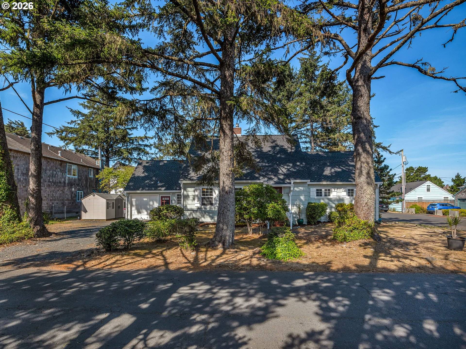 2132 S COLUMBIA ST, Seaside, OR 97138