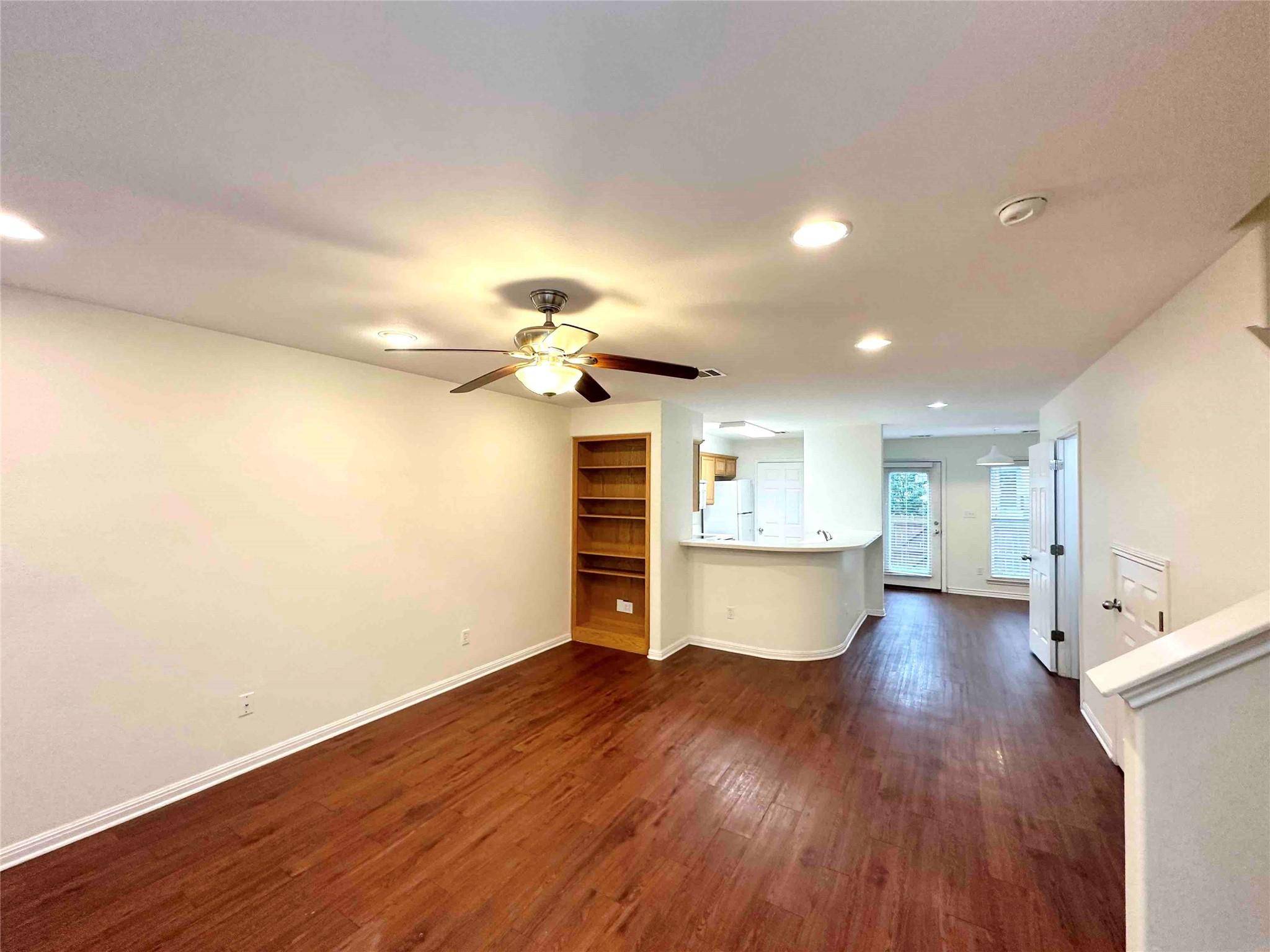 6900 E Riverside DR #27, Austin, TX 78741