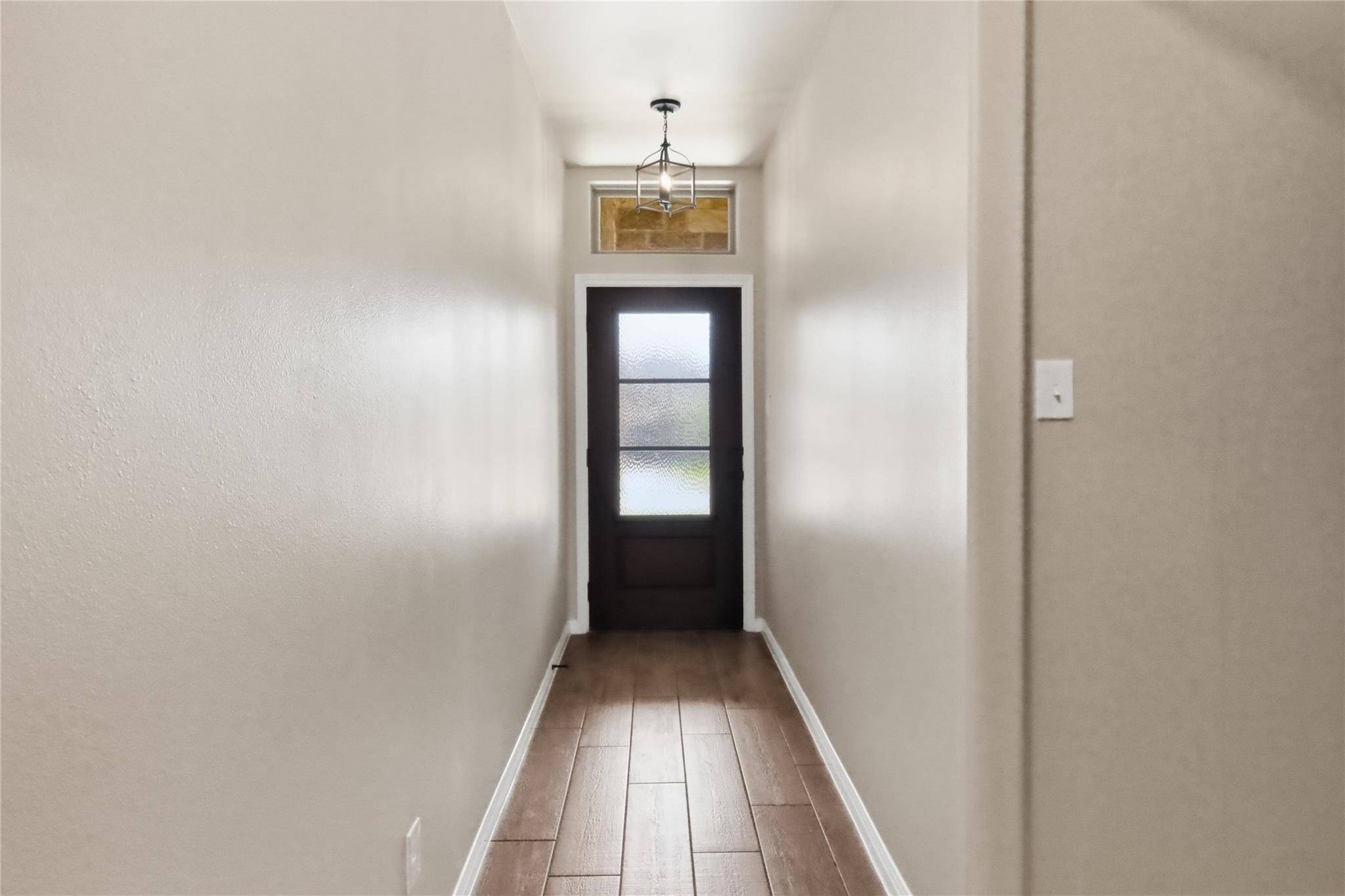 521 Seabiscuit DR, Jarrell, TX 76537
