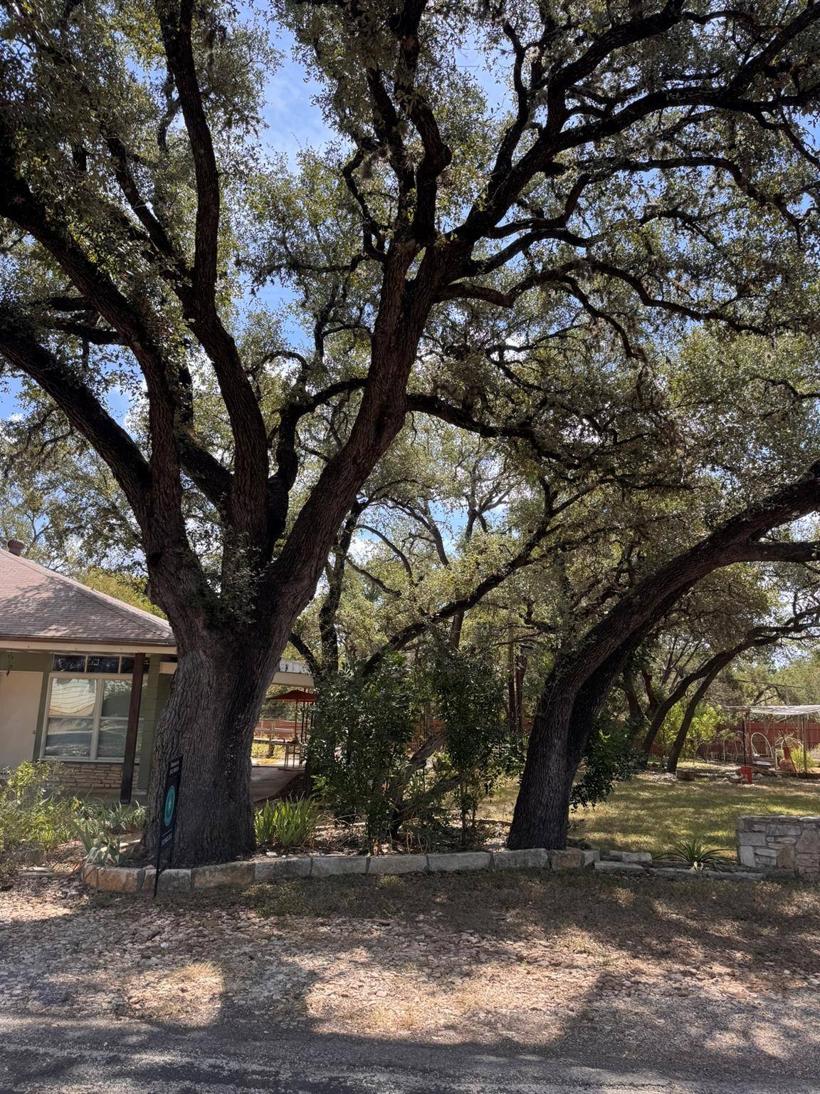 13 Presidio RD, Wimberley, TX 78676