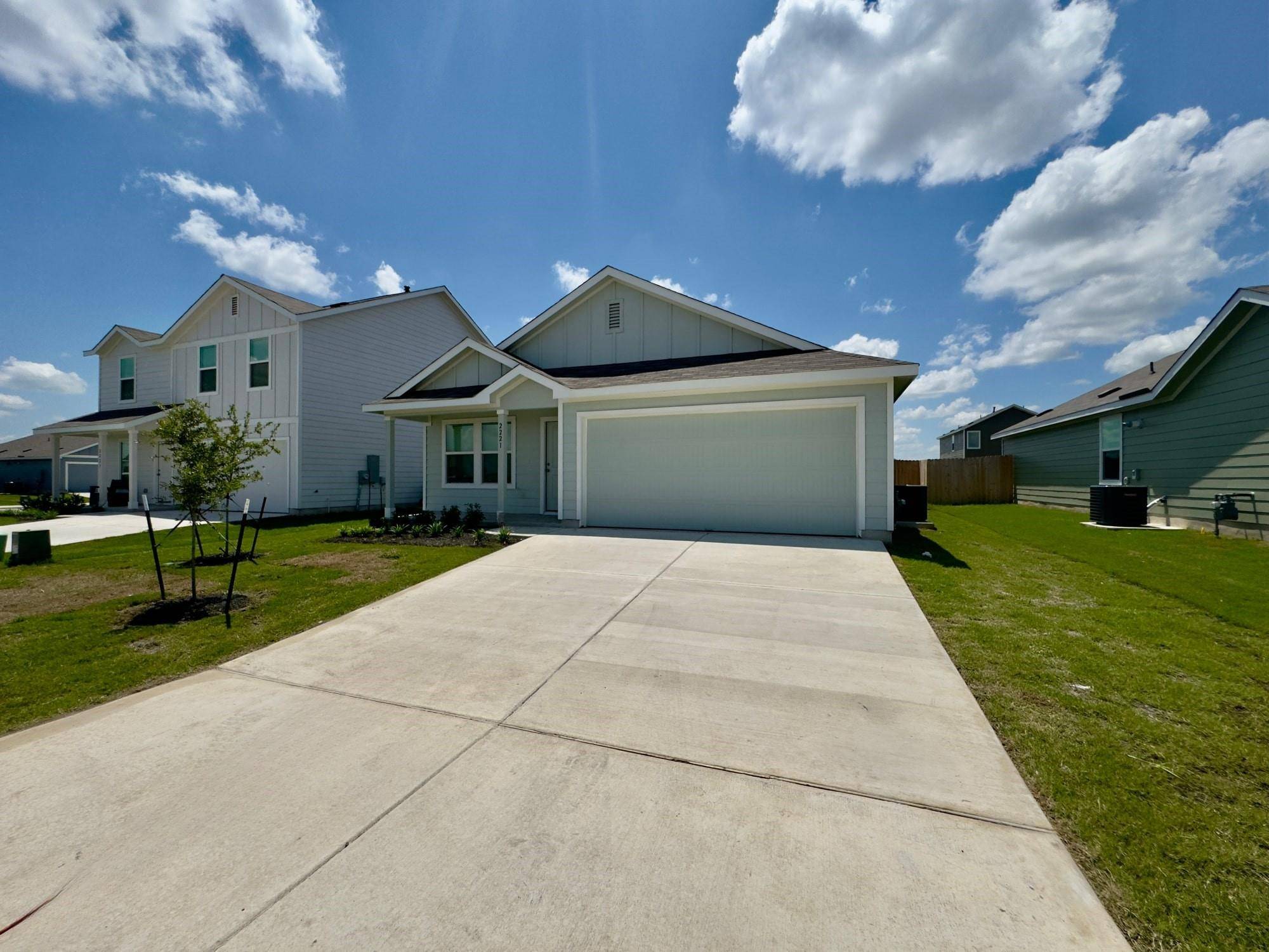 2221 Cumulus CT, Lockhart, TX 78644