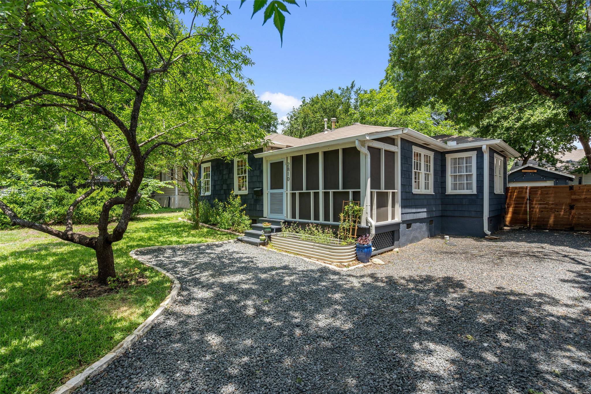 2810 Windsor RD, Austin, TX 78703