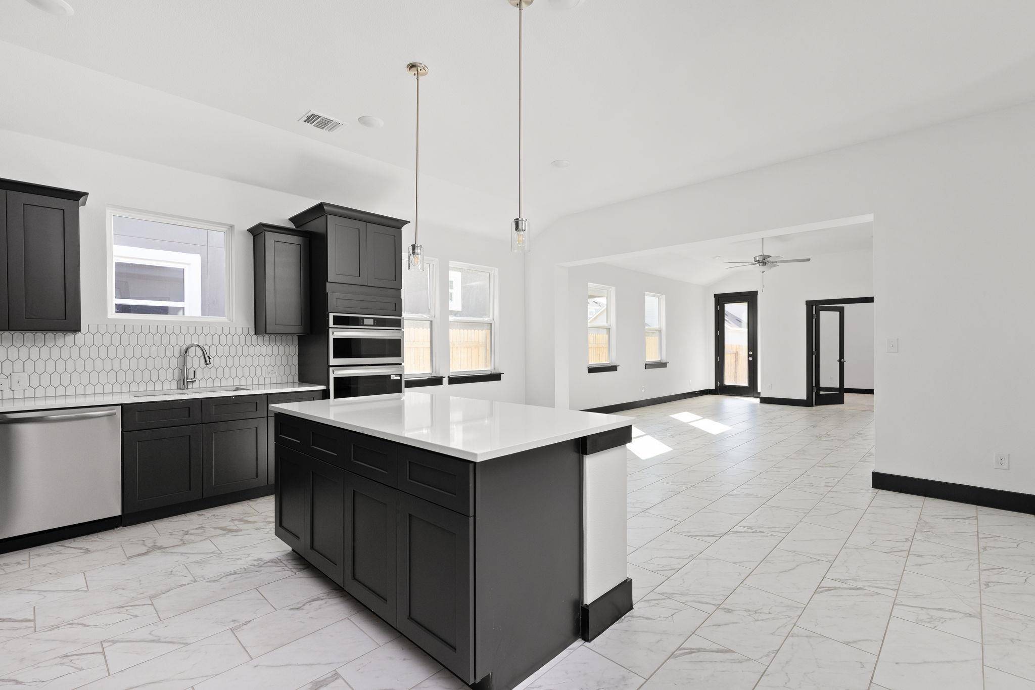 19116 Ariel Elena WAY, Pflugerville, TX 78660