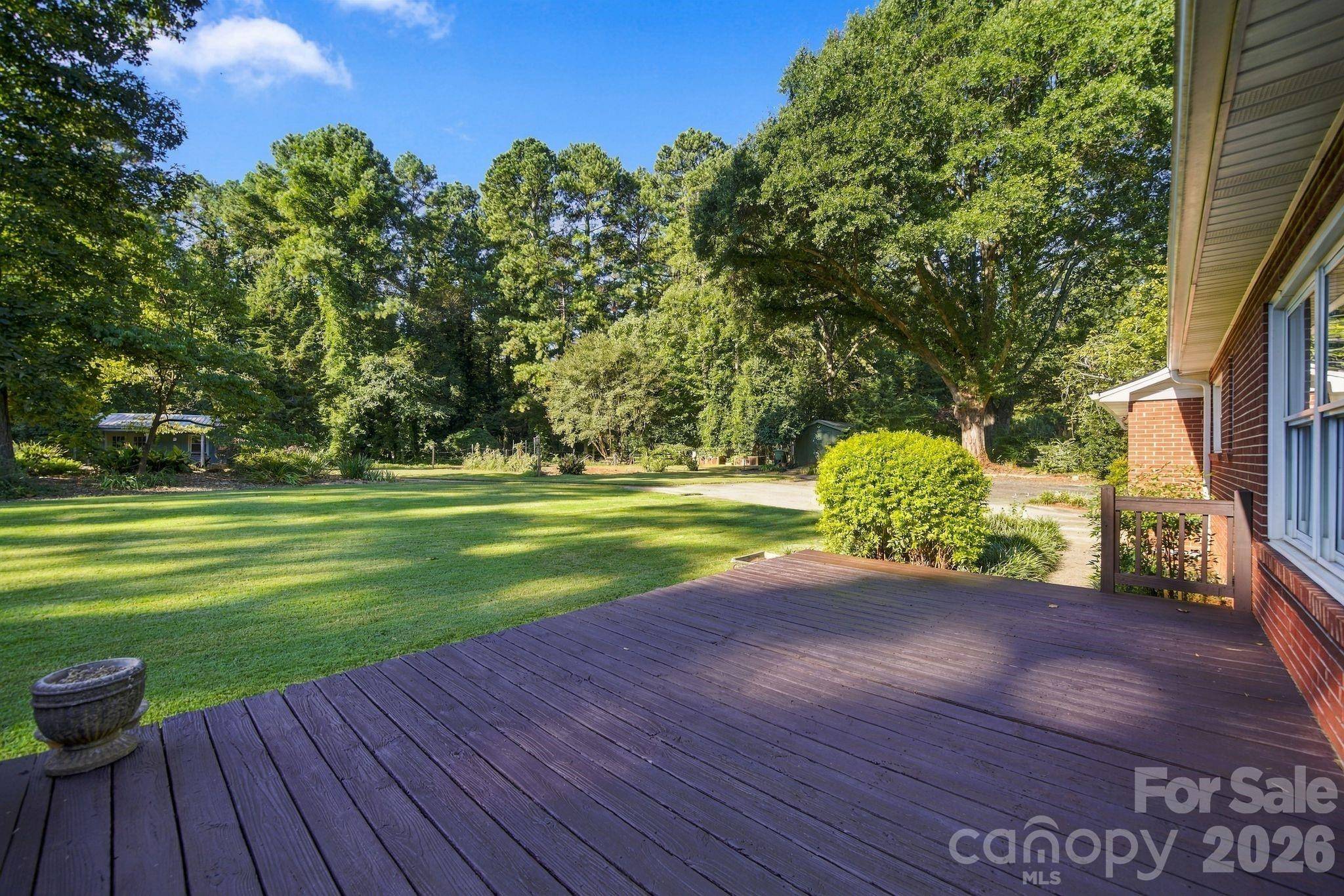 124 Oak TRL, Belmont, NC 28012