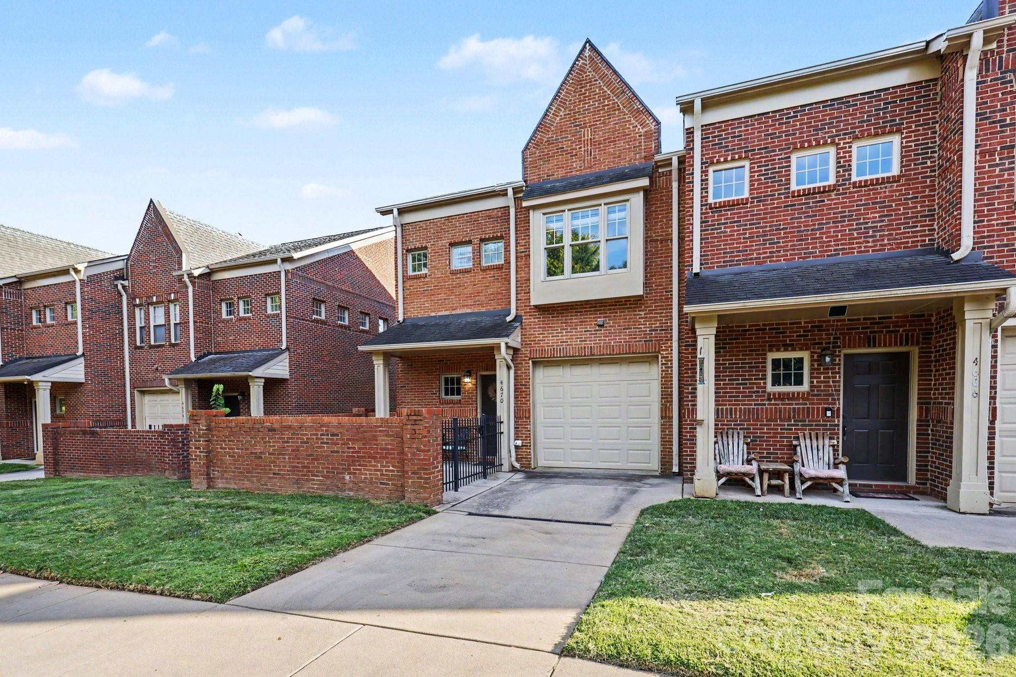 4670 Dabney Vigor DR, Charlotte, NC 28209