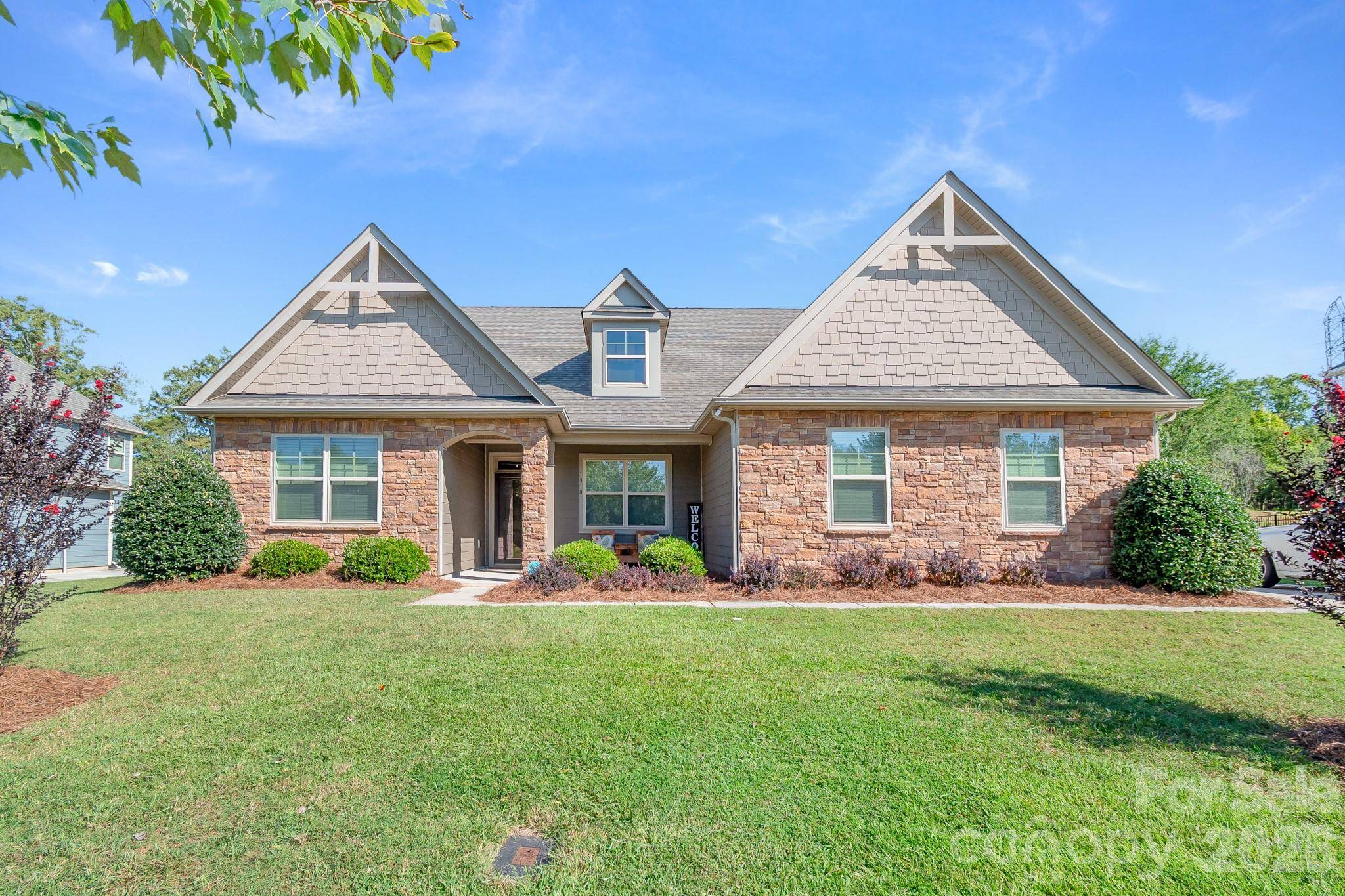 1310 Robinson Oaks DR, Gastonia, NC 28054
