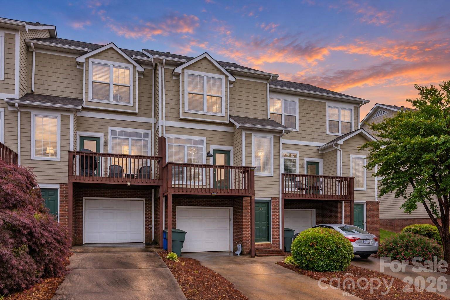 105 Woodsong LN, Mooresville, NC 28117
