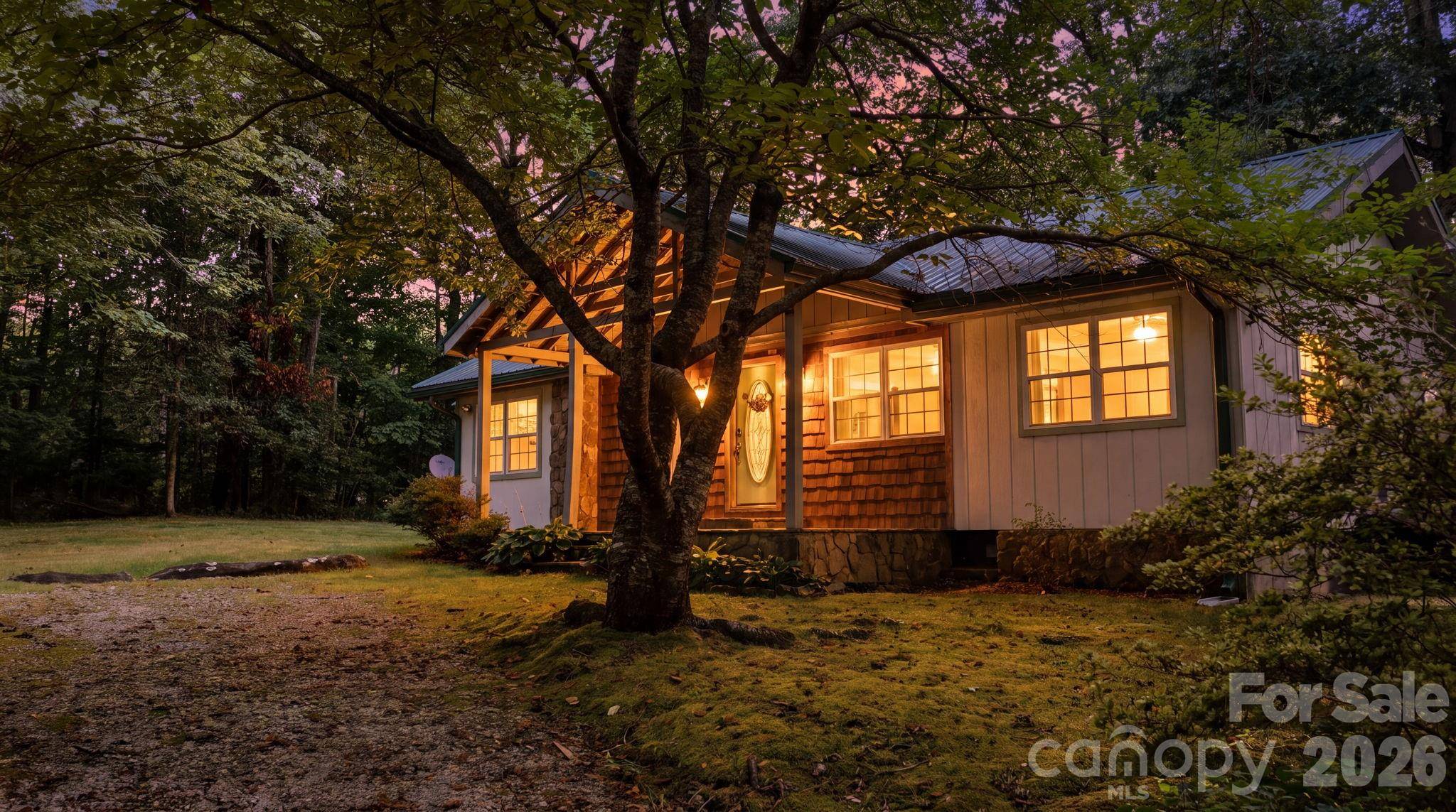 97 Walter McNeely RD, Sapphire, NC 28774