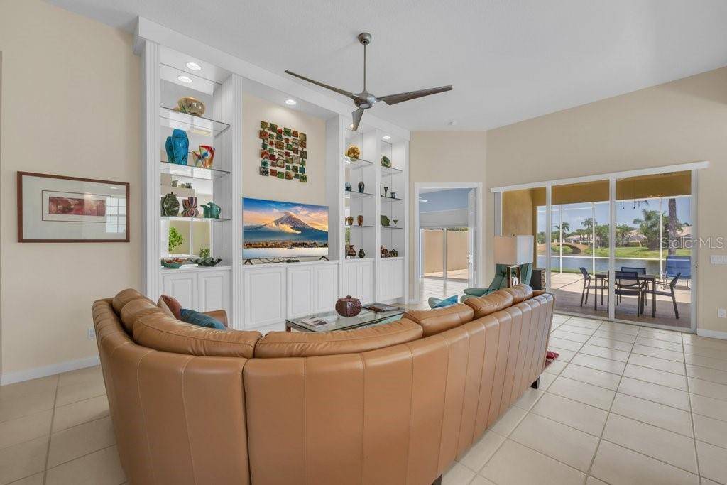 8375 JESOLO LN, Sarasota, FL 34238