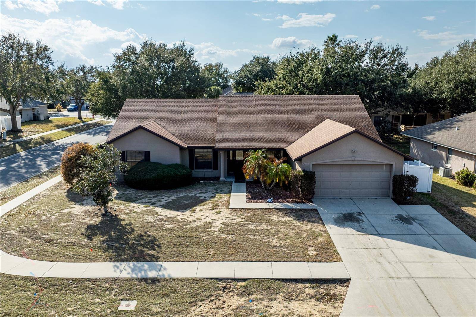 4530 TREASURE CAY RD, Tavares, FL 32778