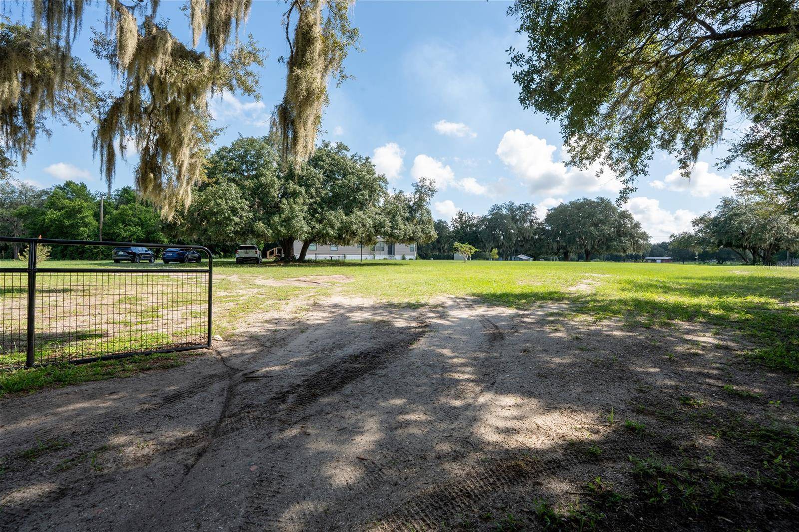 2242 FOX RUN LN, Lake Wales, FL 33898
