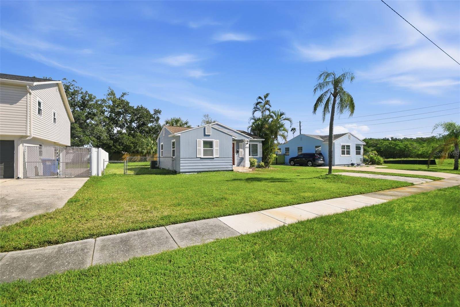 833 61ST AVE NE, St Petersburg, FL 33703