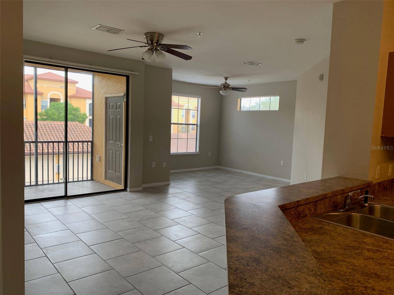 6159 METROWEST BLVD #205, Orlando, FL 32835