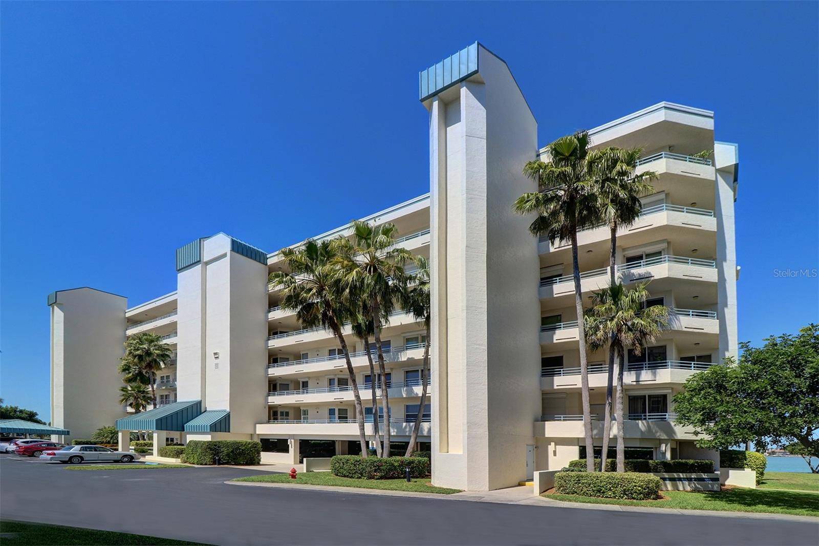 7922 SAILBOAT KEY BLVD S #206, South Pasadena, FL 33707