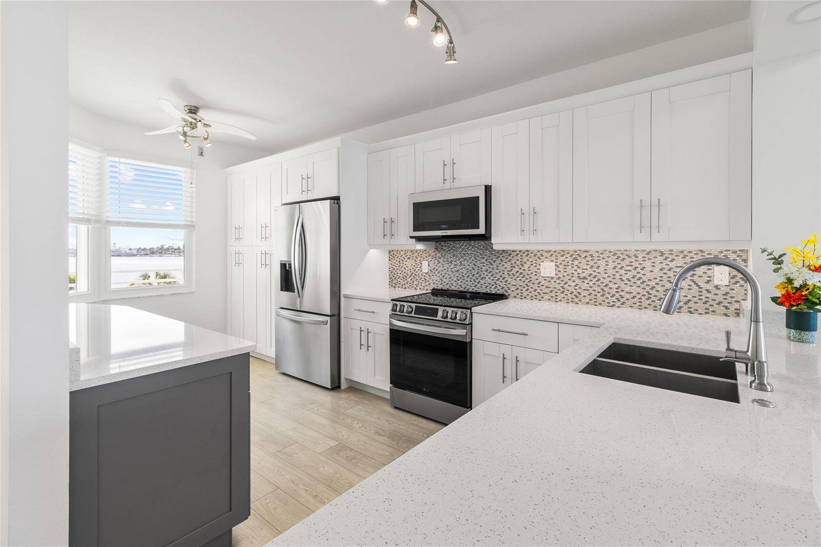 7922 SAILBOAT KEY BLVD S #206, South Pasadena, FL 33707