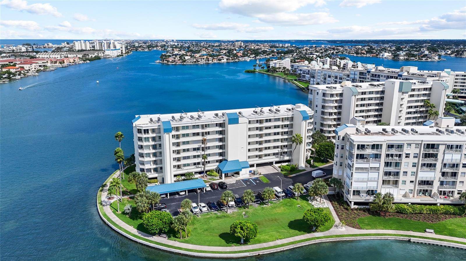 7922 SAILBOAT KEY BLVD S #206, South Pasadena, FL 33707