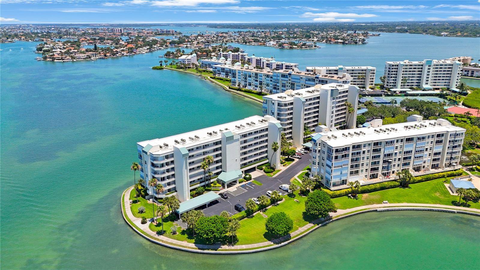 7922 SAILBOAT KEY BLVD S #206, South Pasadena, FL 33707