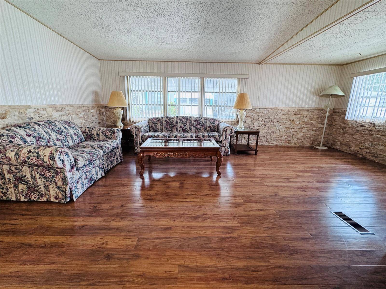 2331 BELLEAIR RD #715, Clearwater, FL 33764