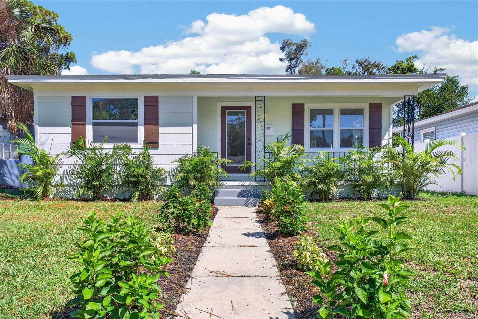 4235 3RD AVE S, St Petersburg, FL 33711