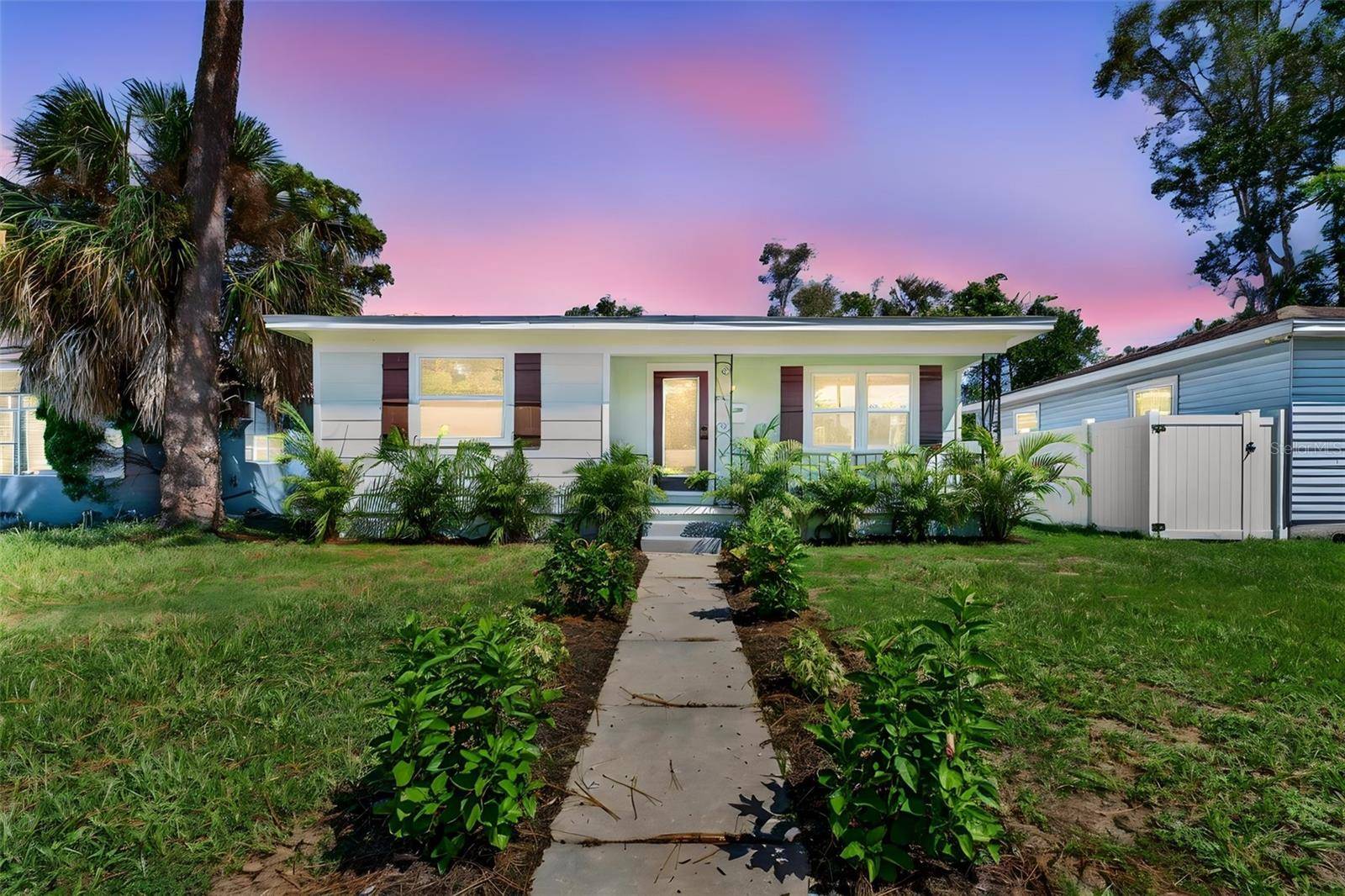 4235 3RD AVE S, St Petersburg, FL 33711