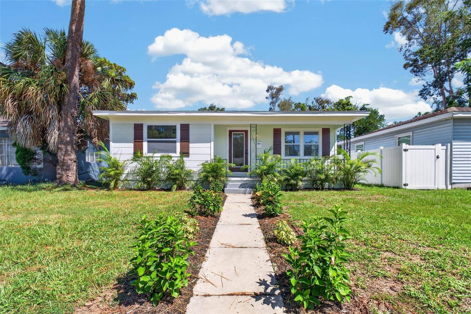 4235 3RD AVE S, St Petersburg, FL 33711