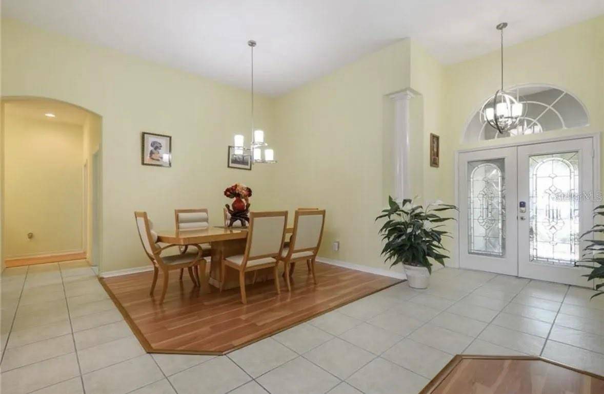 8357 GOLDEN PRAIRIE DR, Tampa, FL 33647