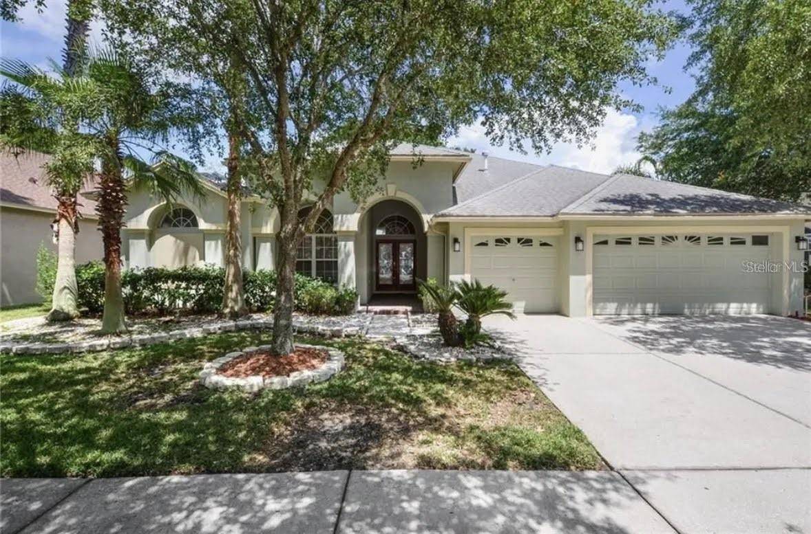 8357 GOLDEN PRAIRIE DR, Tampa, FL 33647
