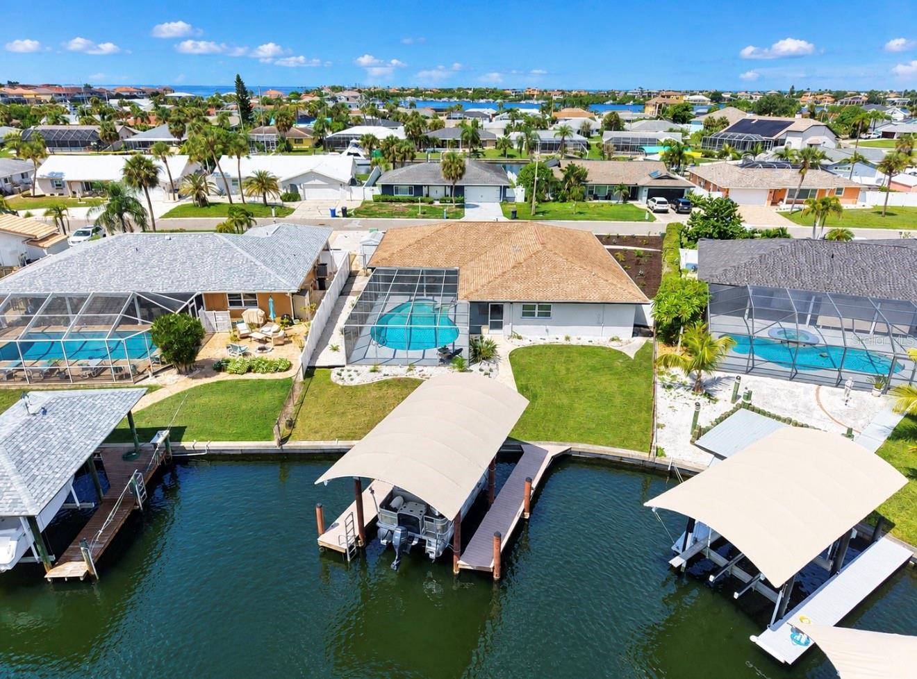 6315 WISTERIA LN, Apollo Beach, FL 33572