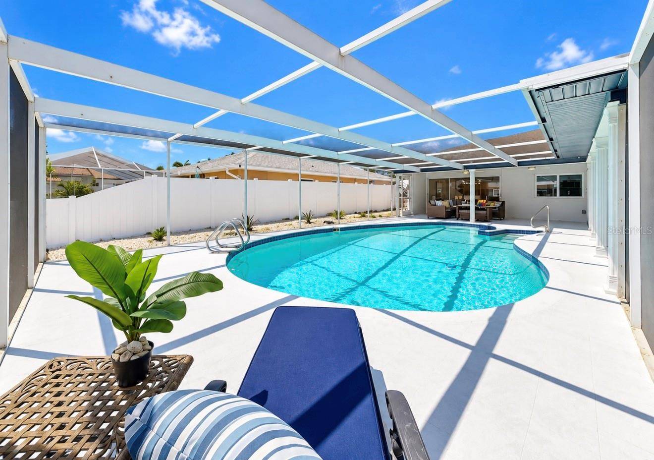 6315 WISTERIA LN, Apollo Beach, FL 33572
