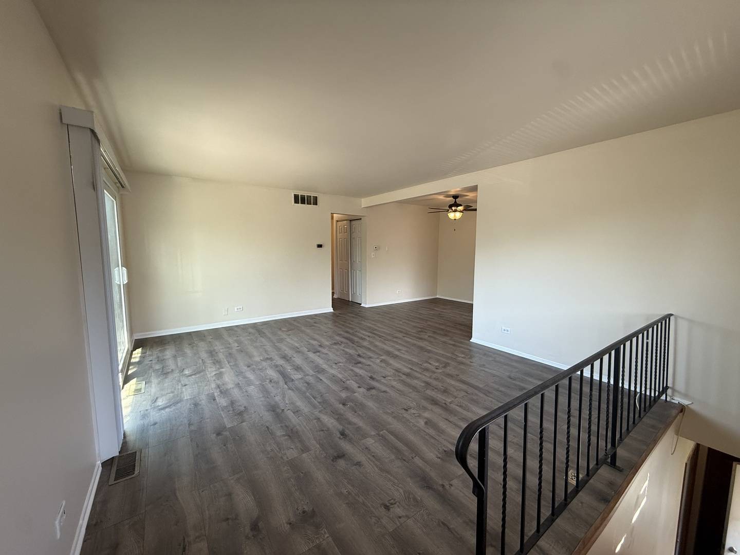 6258 GOLD CIR #6258, Hanover Park, IL 60133