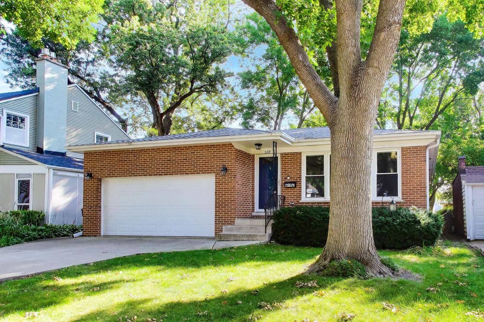 539 S Evergreen AVE, Arlington Heights, IL 60005