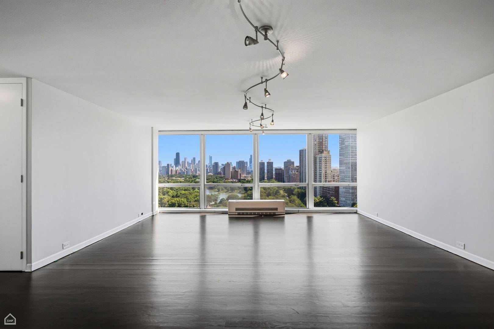 330 W Diversey Pkwy #1907-09, Chicago, IL 60657
