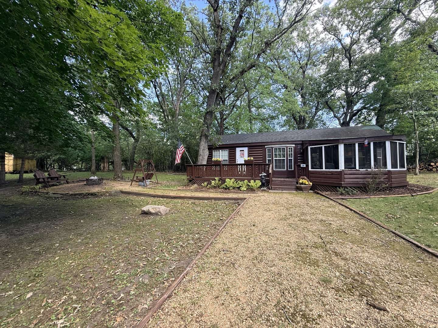 26-214 Woodhaven Lakes, Sublette, IL 61367