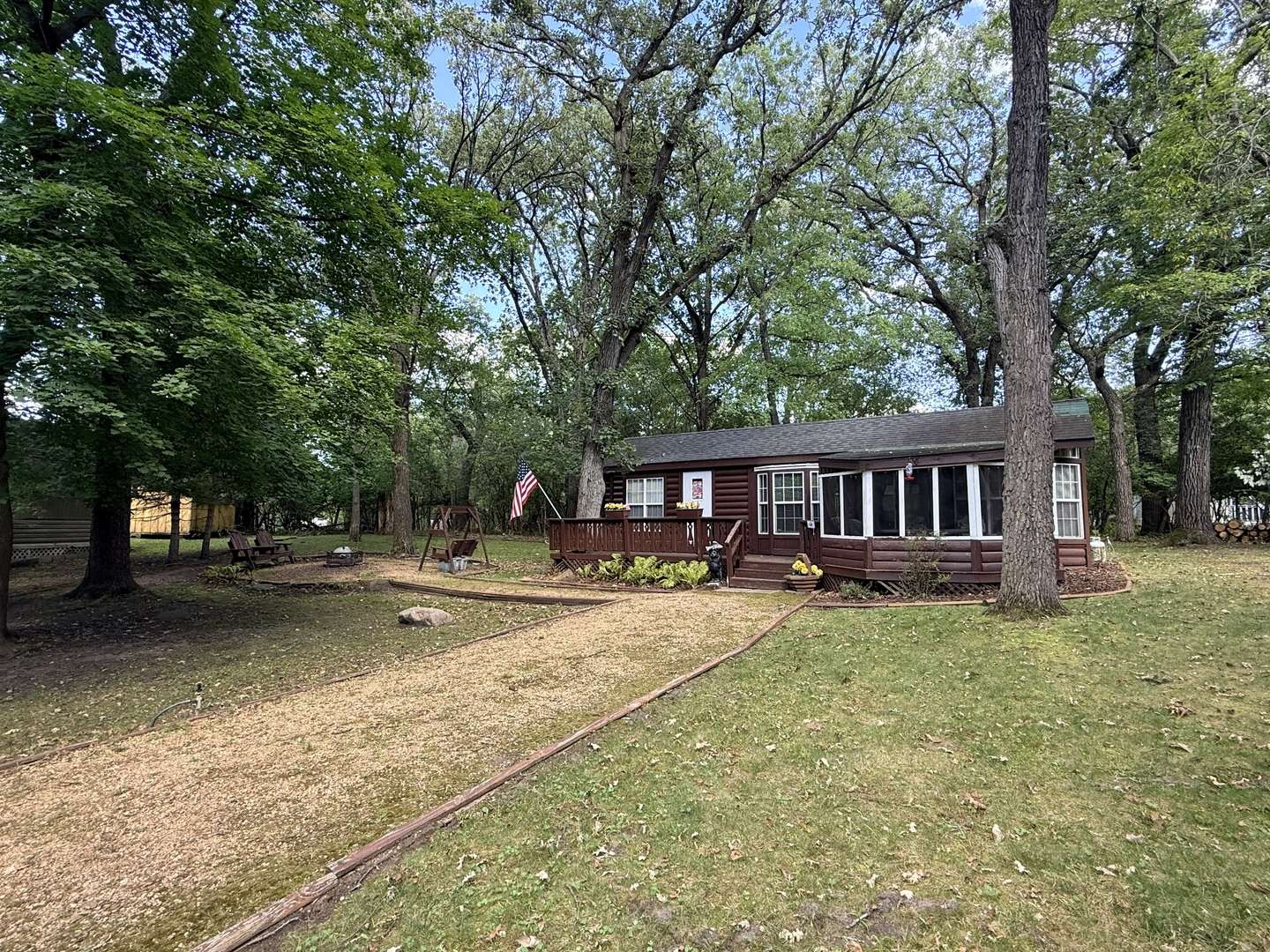 26-214 Woodhaven Lakes, Sublette, IL 61367