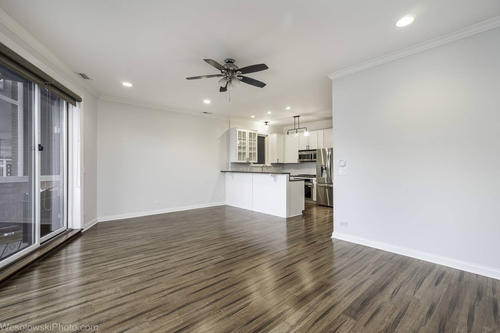 2153 W Belmont AVE #2, Chicago, IL 60618