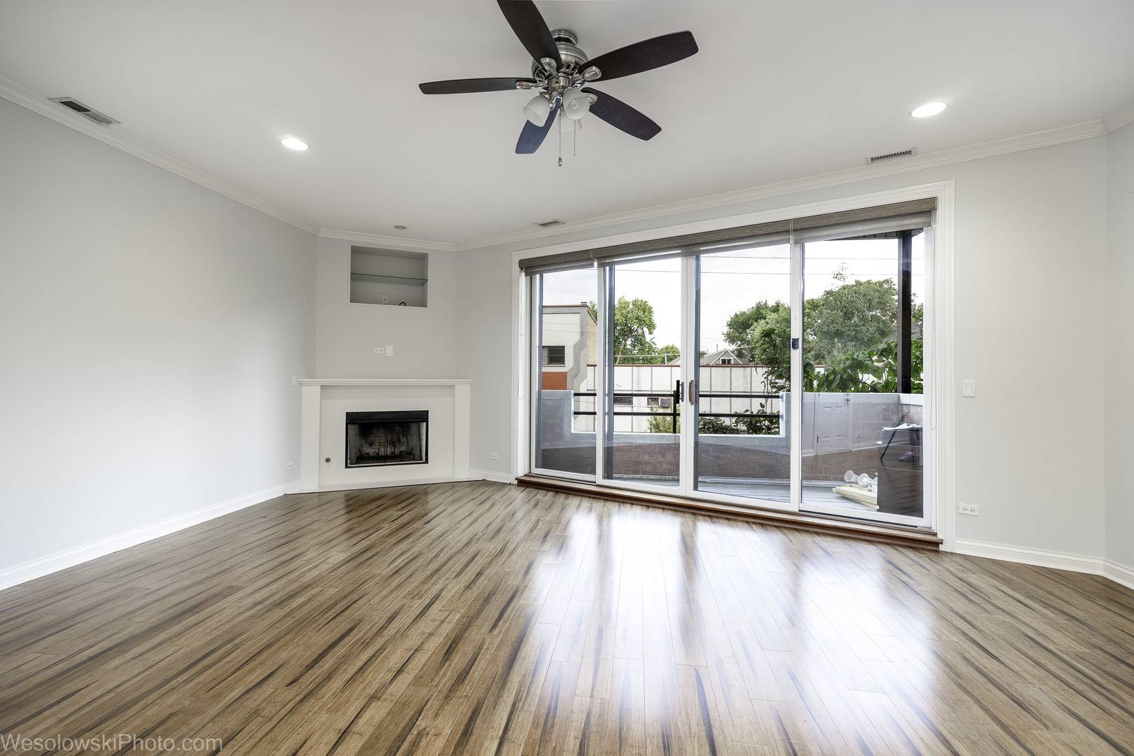 2153 W Belmont AVE #2, Chicago, IL 60618