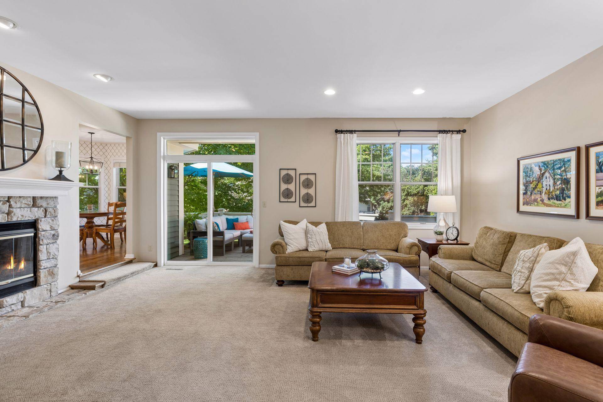 491 Harbor CT, Shoreview, MN 55126