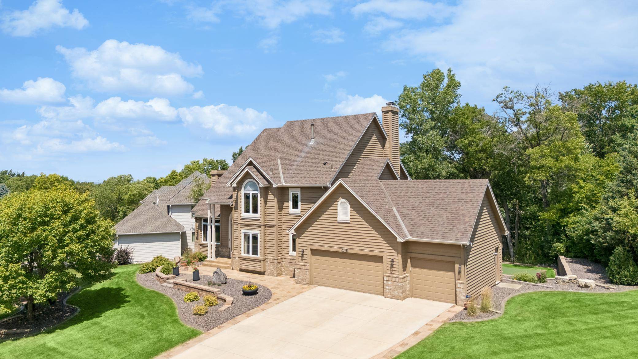 2078 Royale DR, Eagan, MN 55122