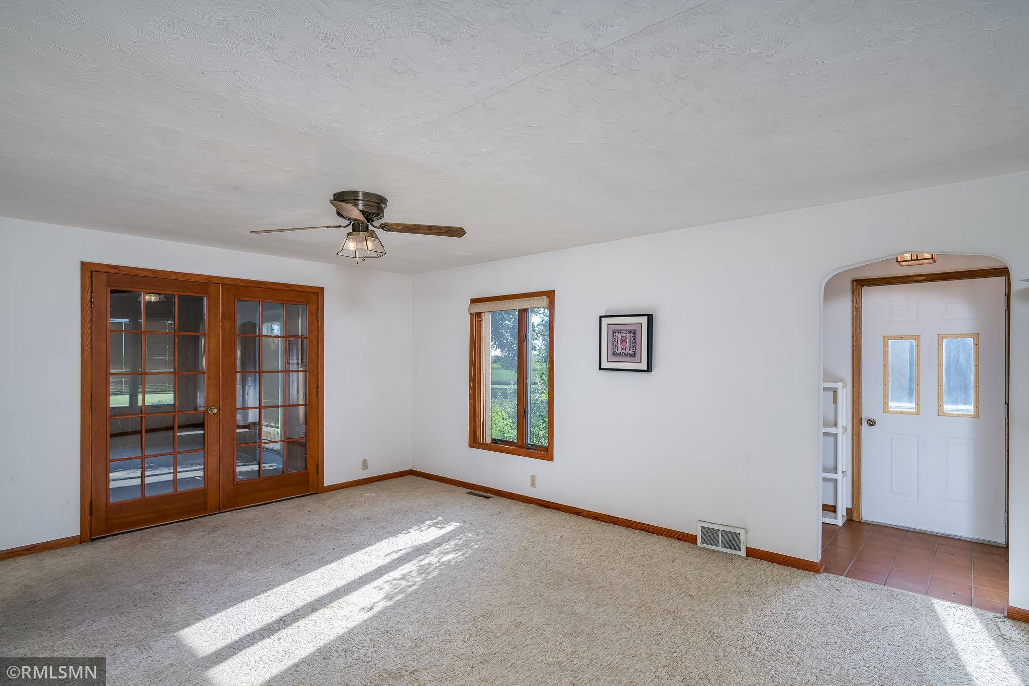 48751 190th ST, Lake Crystal, MN 56055