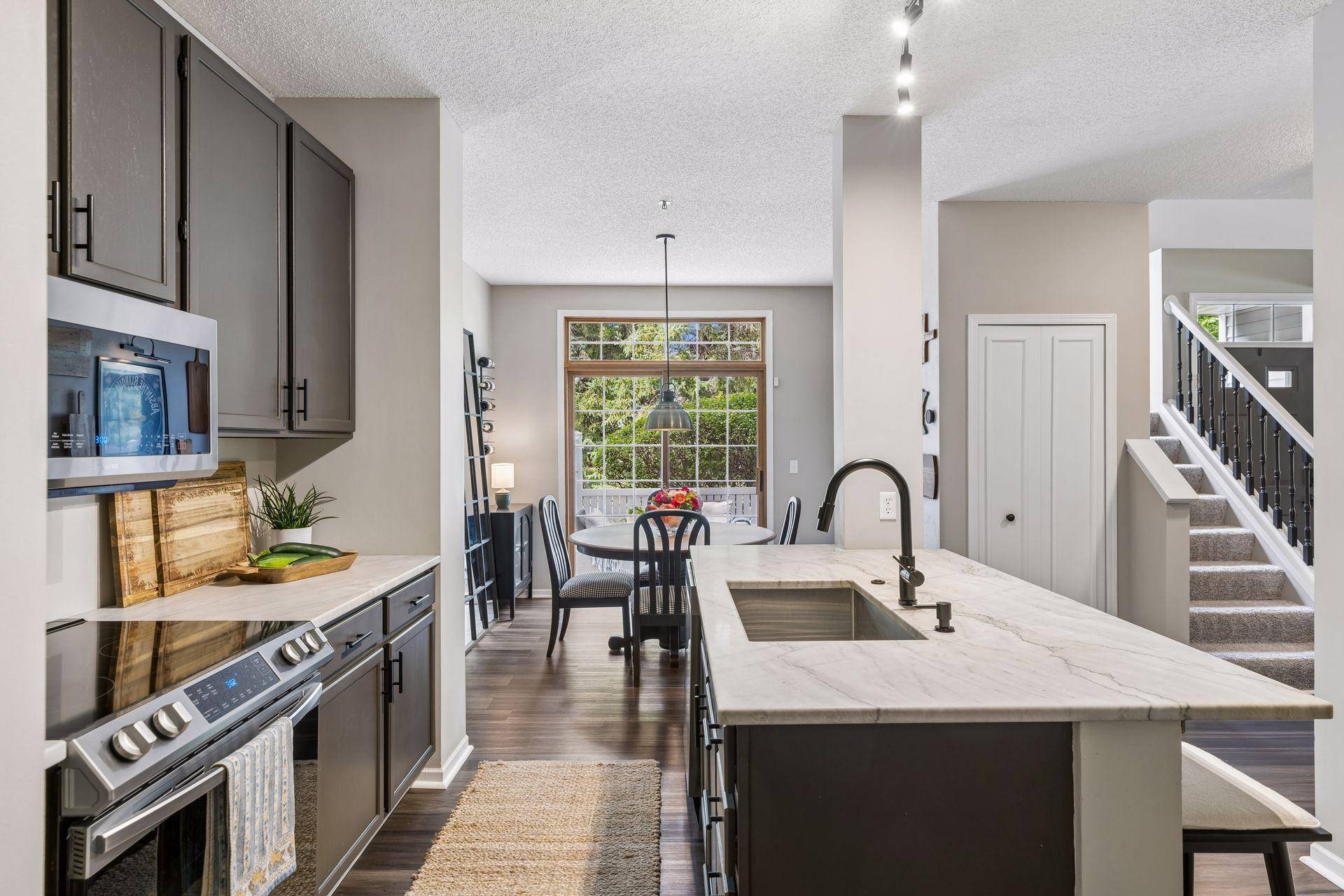 8350 Kimball DR, Eden Prairie, MN 55347