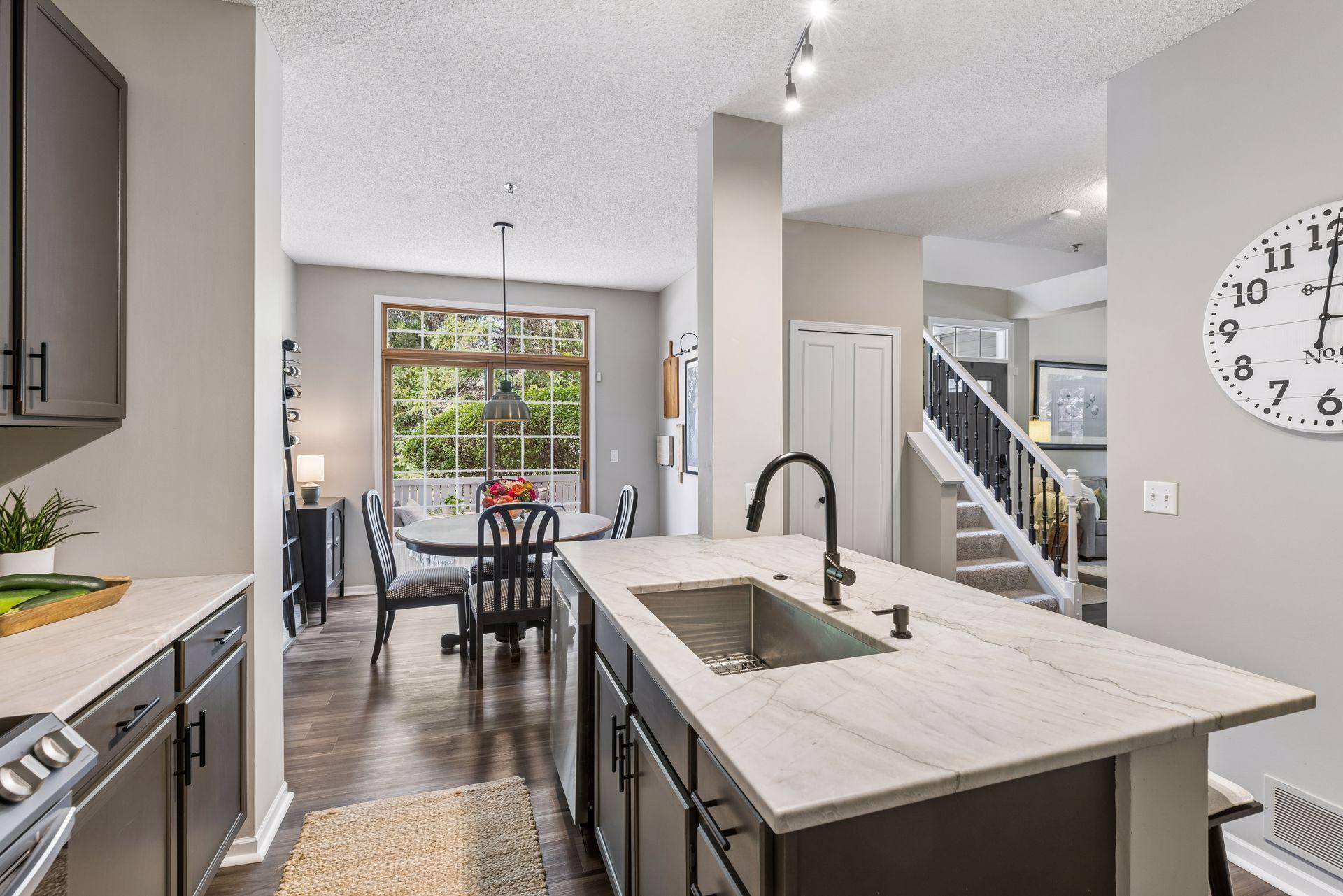 8350 Kimball DR, Eden Prairie, MN 55347