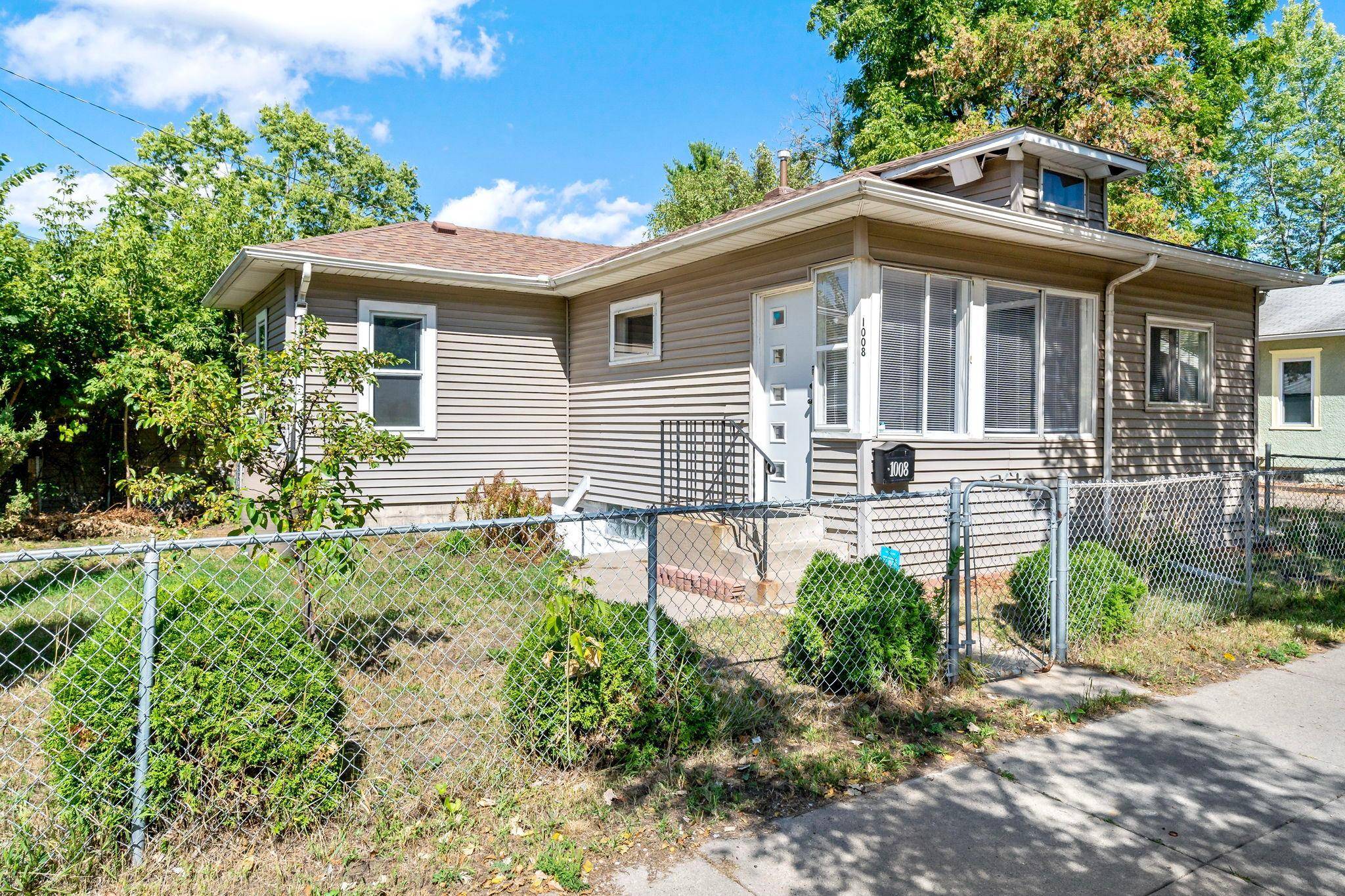 1008 Lowry AVE N, Minneapolis, MN 55411